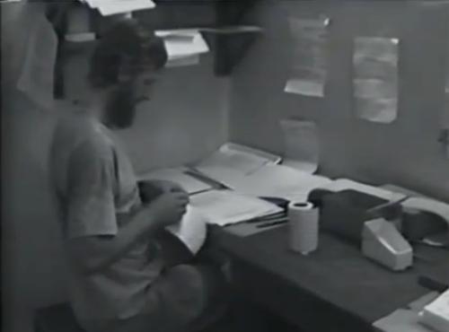 Guido van der Groen in 1976 in zijn laboratorium (privé-opname)