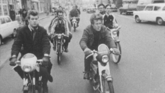 4. AHN 21-04-1965_frame_991.jpg