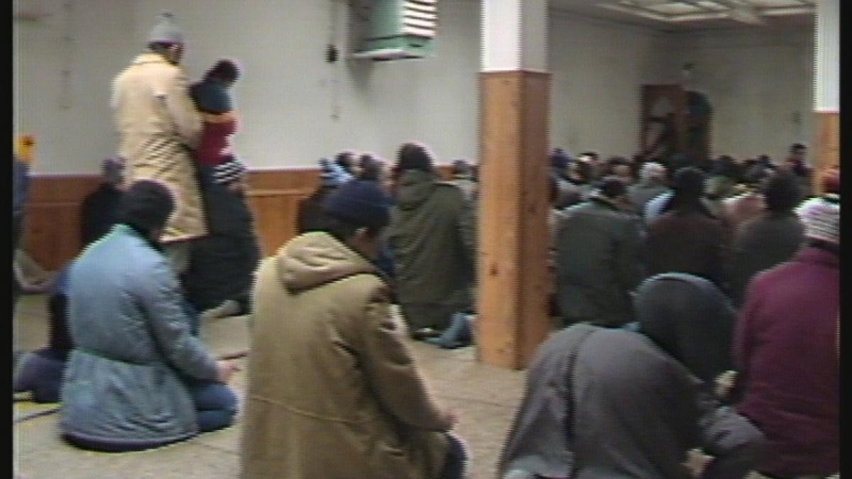 De komst van de moskee - Andere Tijden