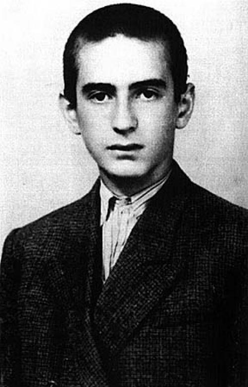 Elie Wiesel, 15 jaar, vlak voor zijn deportatie naar Buchenwald, Foto: Chicago Public Library