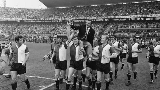Kein Geloel, Fussbal Spielen: Ernst Happel in zijn eigen woorden