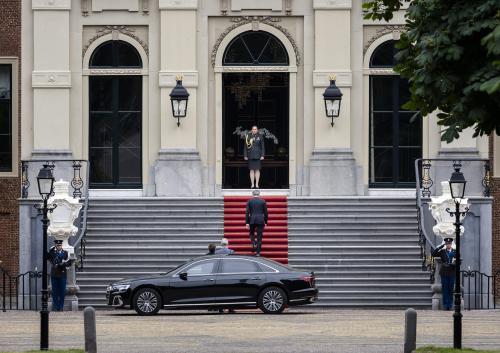 Schoof komt aan bij de koning om ontslag aan te bieden