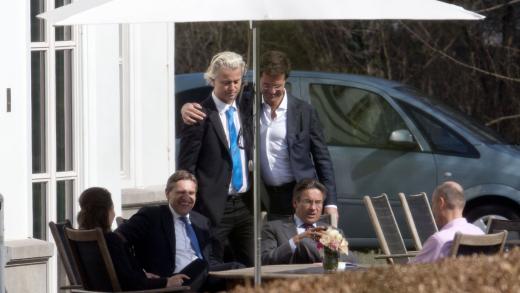 Wilders en Rutte tijdens de Catshuiscrisis in 2012.