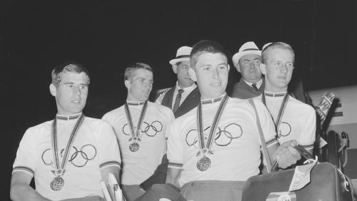 Gerben Karstens, Bart Zoet, Eef Dolman en Jan Pieterse. Olympische Spelen Tokio 1964