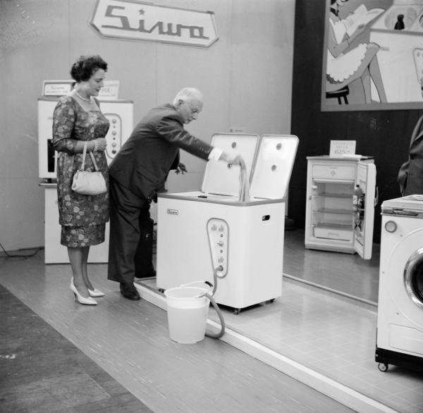 Tentoonstelling voor huishoudelijke apparaten, 1960