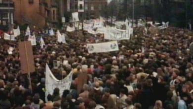 Een grote menigte verzamelde zich op het museumplein in 1981