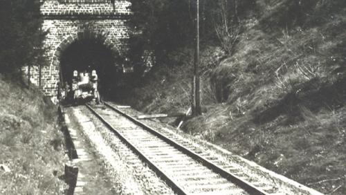 Andere Tijden, 27 maart 2008 Kamp Dora Tunnel