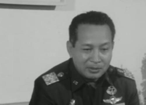 Toenmalig coupleider generaal Soeharto, geïnterviewd door Willem Oltmans (dec. 1966)