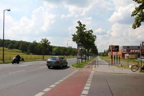 De voormalige grensovergang op de Heerstrasse in Staaken, 2011